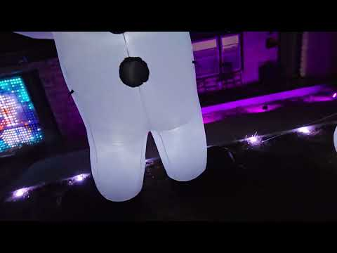 12-foot inflatable snowman: 12-foot tall snowman inflatable shown during my hands-on review