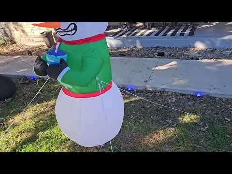 shivering snowman inflatable: 6ft Shivering Snowman Inflatable shown during my hands-on review
